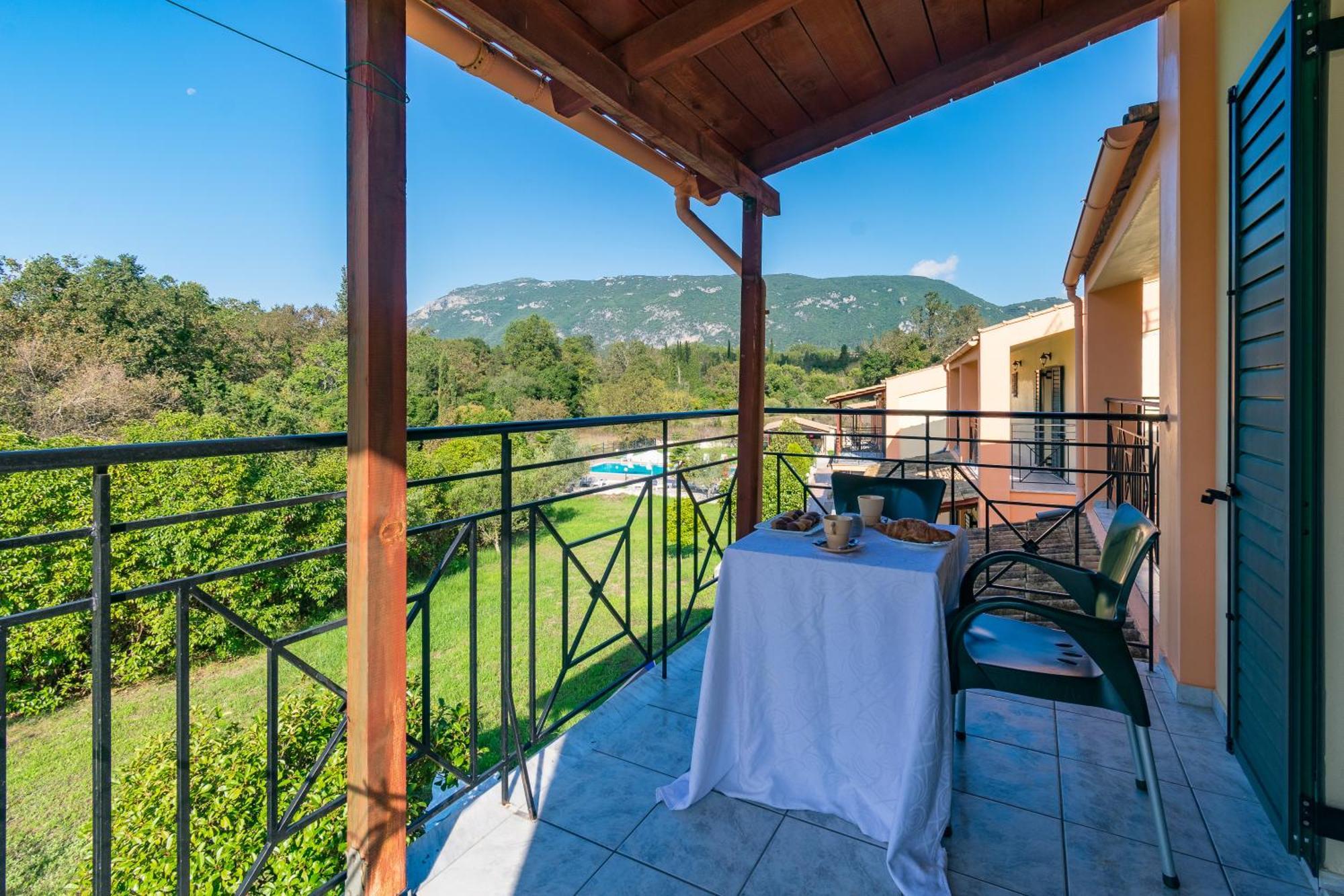 Rivendell Apartments Áno Korakiána Zewnętrze zdjęcie