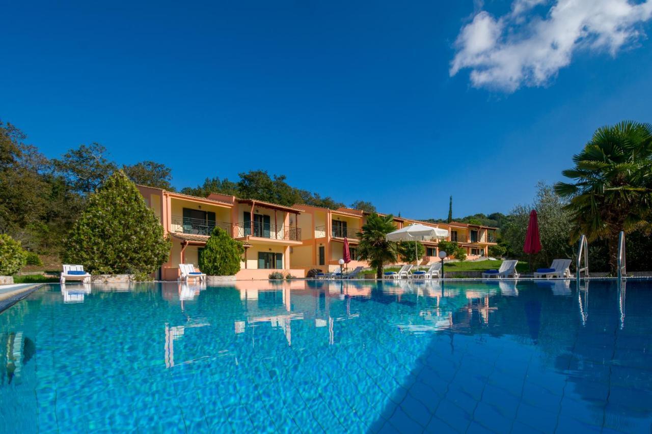 Rivendell Apartments Áno Korakiána Zewnętrze zdjęcie